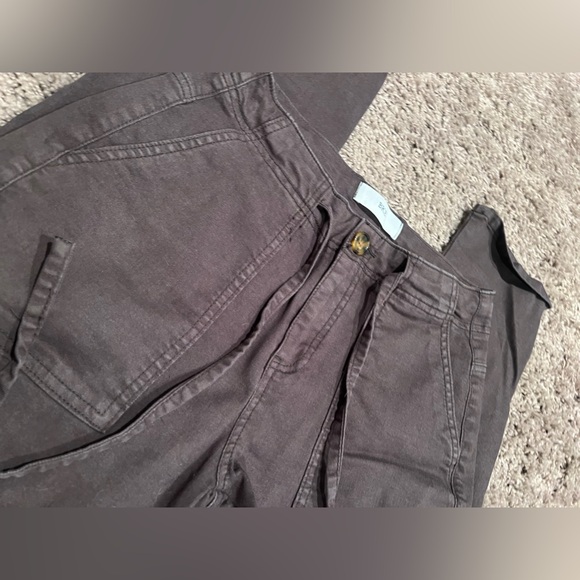 BKE Parker Stretch Cuffed Pants - Picture 15 of 16